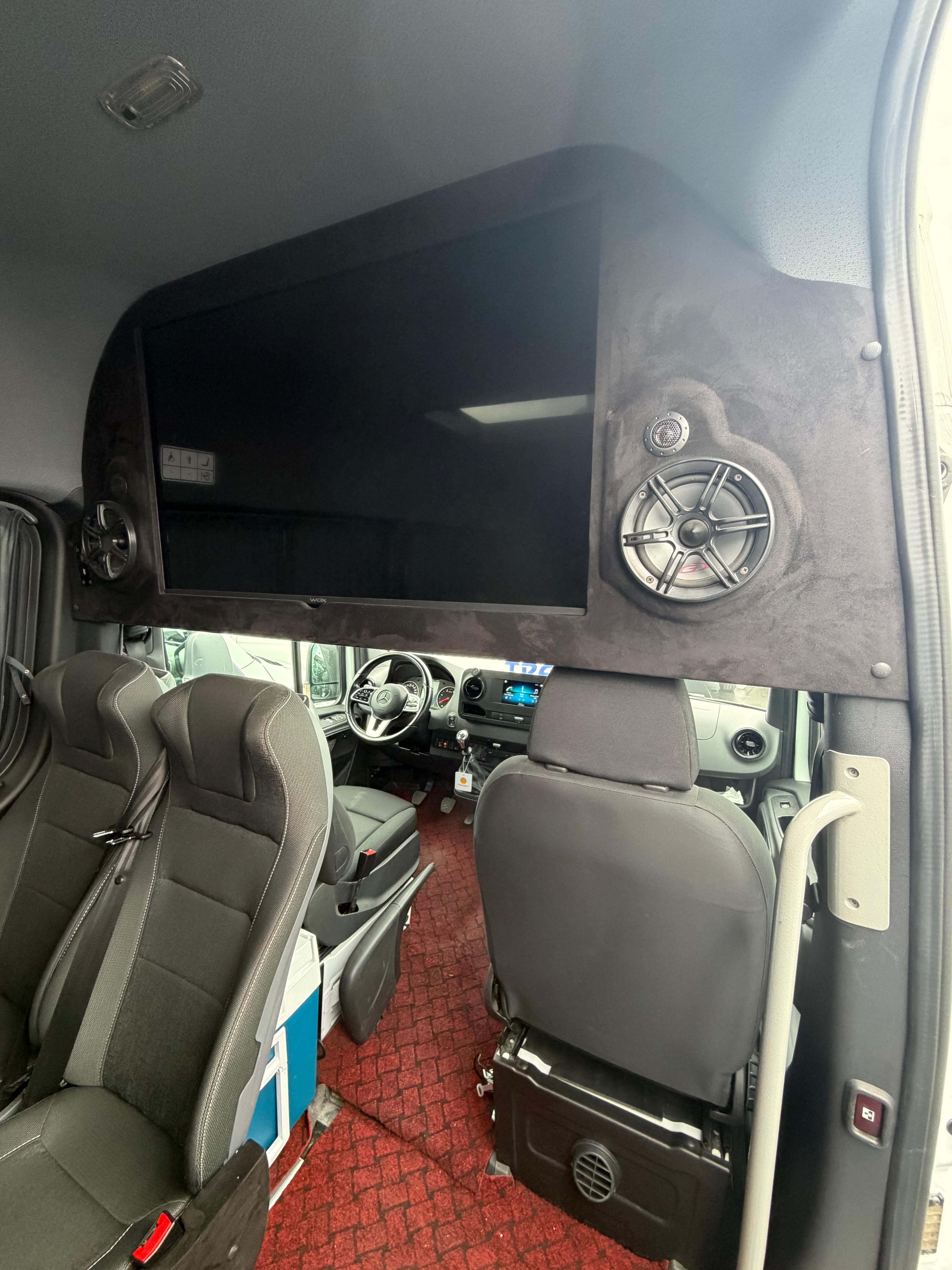 Mercedes Sprinter 15+1 küçük görsel 2