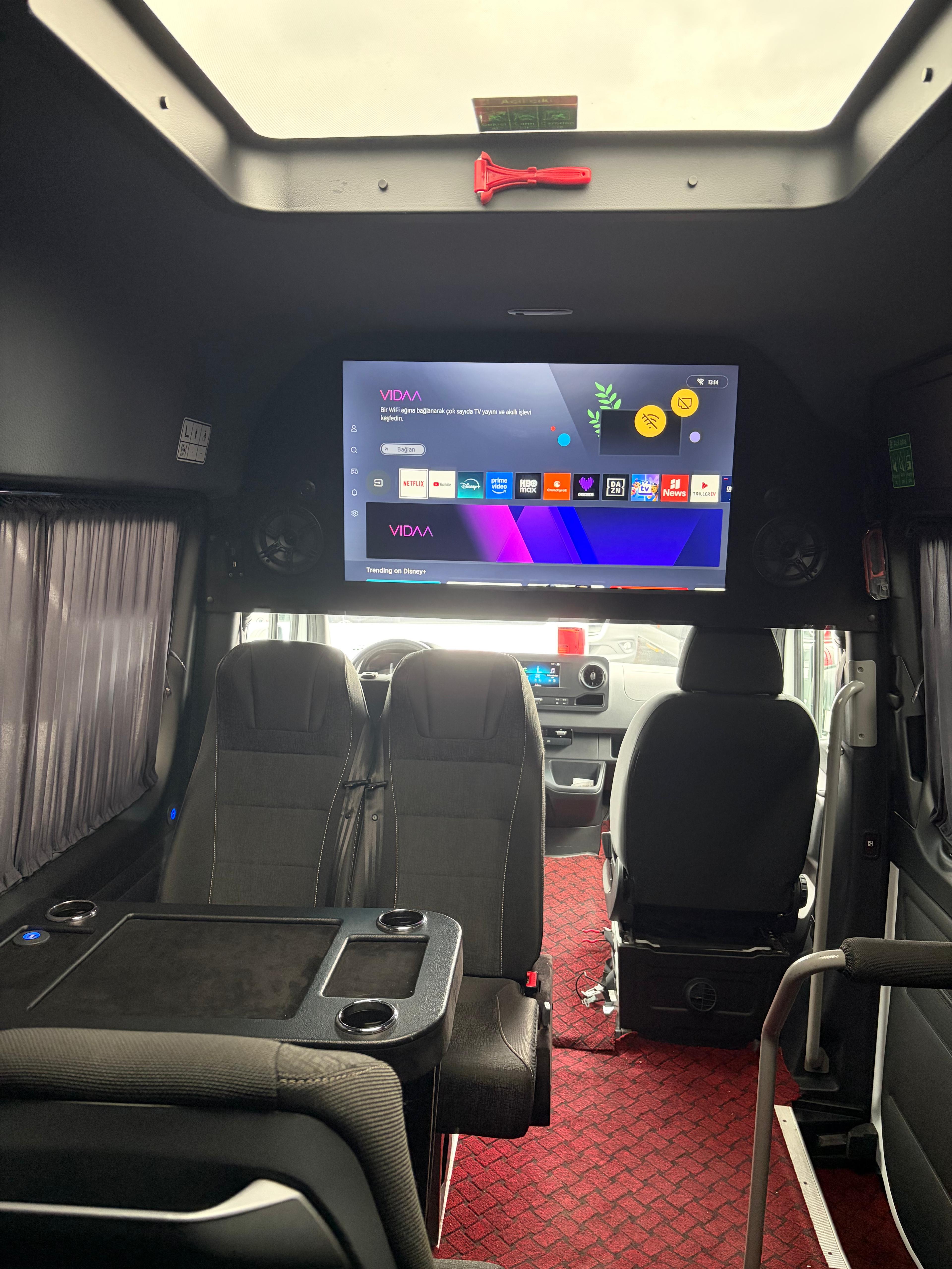 Mercedes Sprinter 15+1 küçük görsel 4