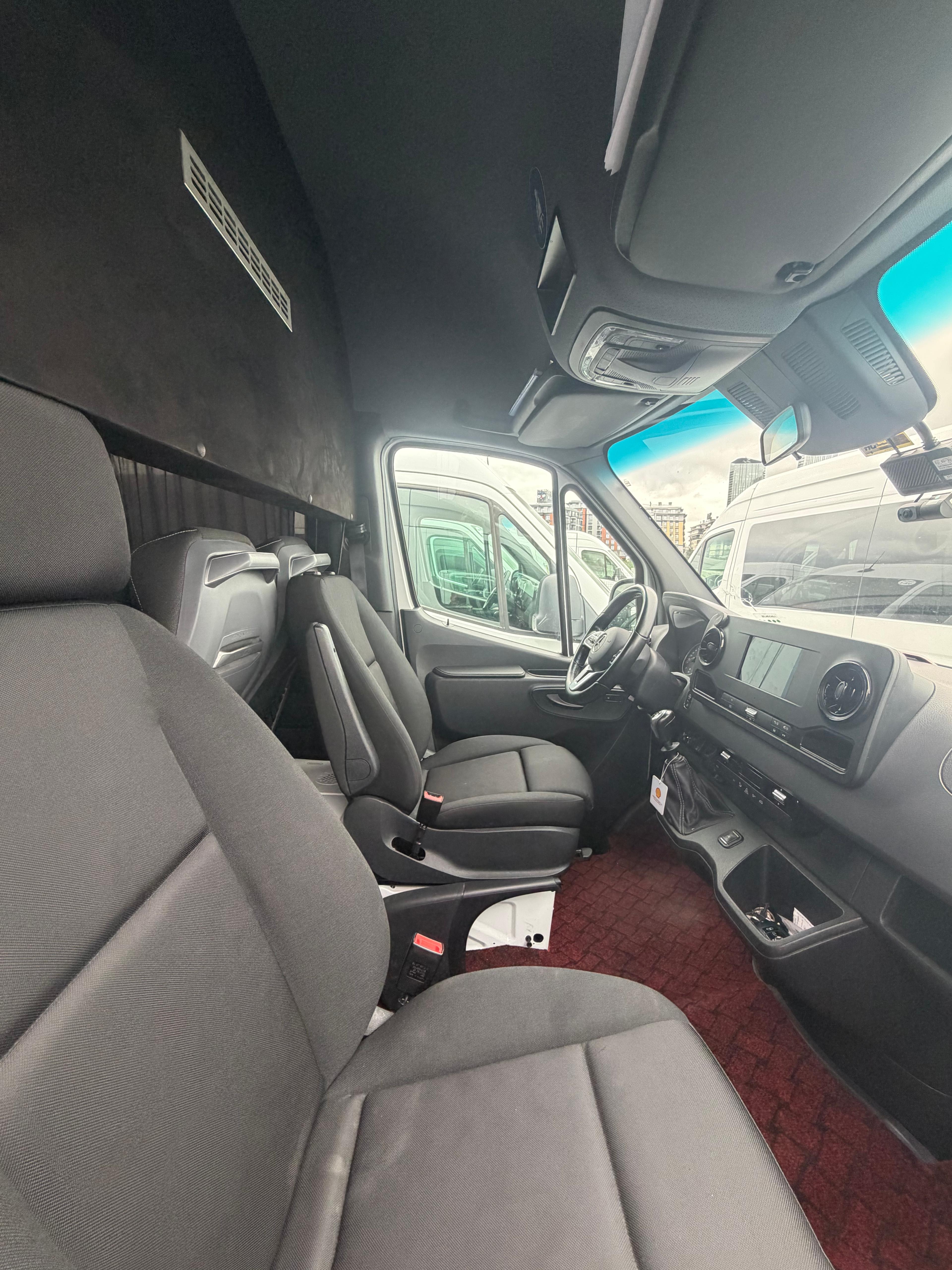 Mercedes Sprinter 15+1 küçük görsel 5